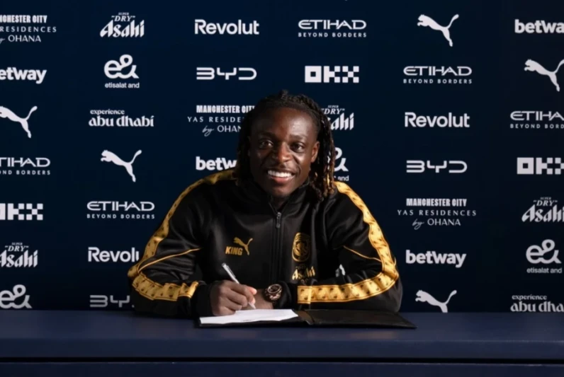 Manchester City Jeremy Doku ile sözleşmesini uzattı