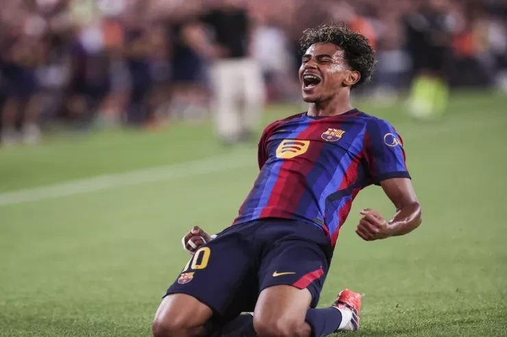 Lamin Yamal Barcelona klubunun 91 illik 50 qol rekordunu yenilədi