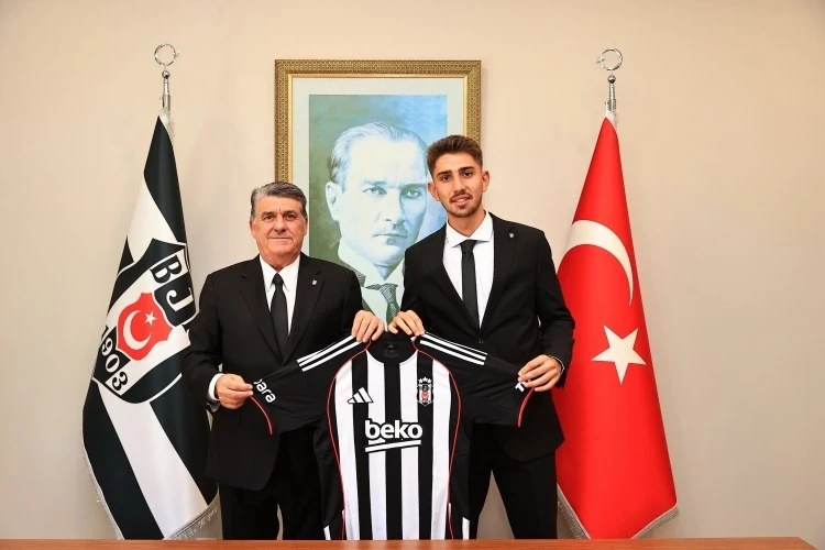 Beşiktaş Demir Ege Tıknaz ilə müqavilə müddətini uzadıb