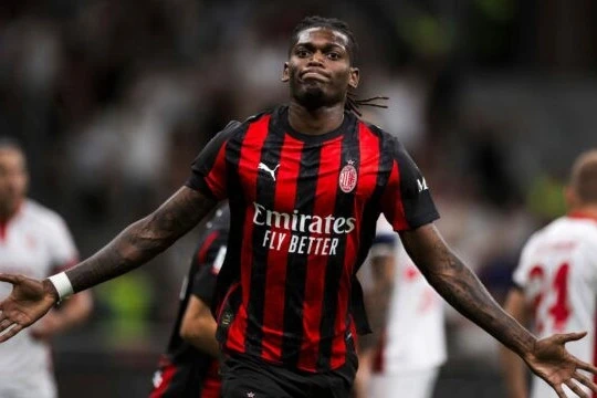 Milan Leao ilə Müqaviləni 2030-cu ilə Qədər Uzatmaq İstəyir