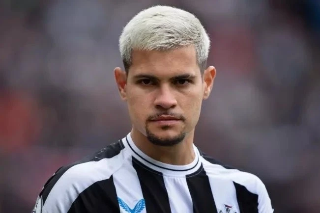 Səudiyyə Ərəbistanı klubu braziliyalı futbolçu üçün 120 milyon ödəməyə razıdır