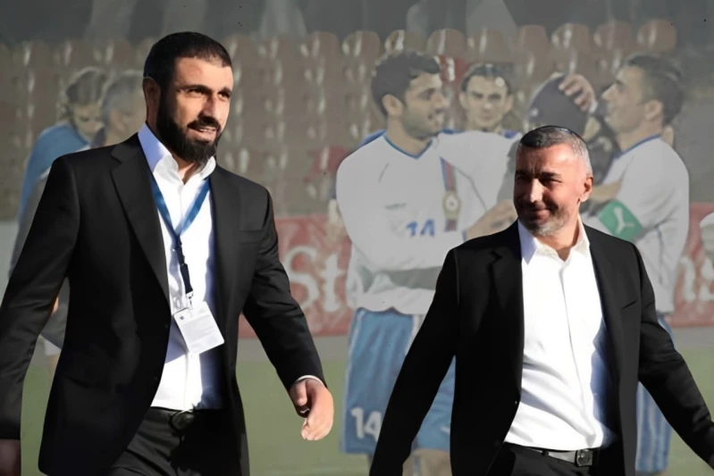 Reşad Sadıkov ve Gurban Gurbanov'un 2006 Veda Maçındaki Fotoğrafı