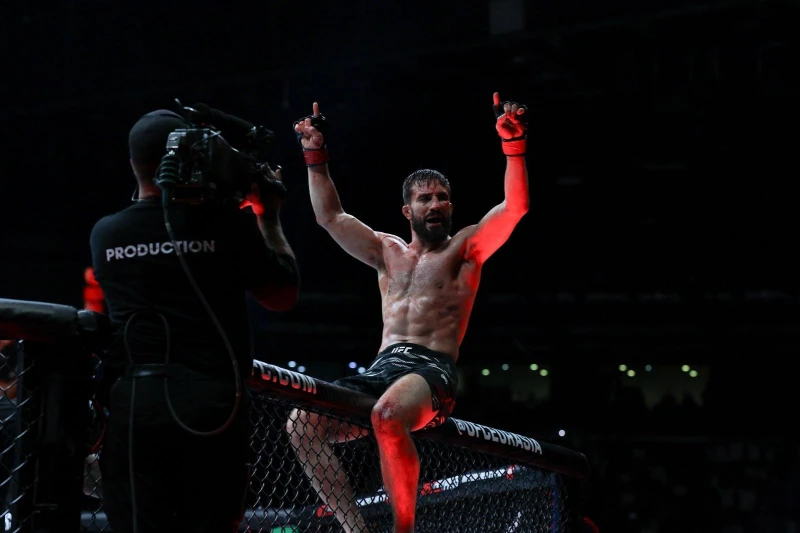 Nazim Sadıxov Ziamaya məğlubiyyətdən sonra ruh düşkünlüyünə qapılmadığını bildirdi - VİDEO