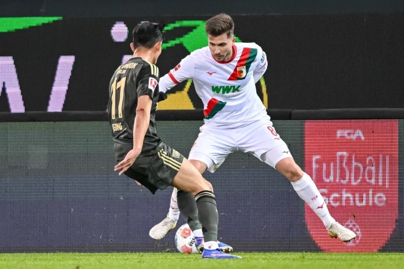 Auqsburq və Union Berlin heç-heçə etdi: Qələbə Auqsburqun əlindən çıxdı