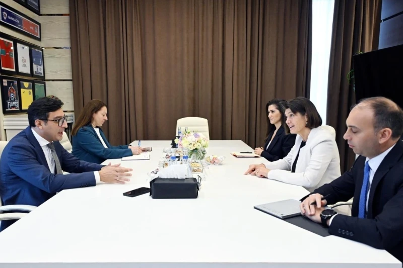Fərid Qayıbov Beynəlxalq Xizək Alpinizmi Federasiyasının prezidentini qəbul edib