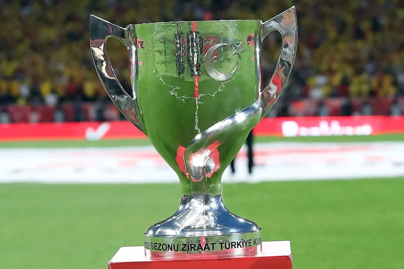 Türkiyə Kuboku: Yarımfinal cütlükləri müəyyənləşdi - Beşiktaş və Trabzonspor da yarımfinalda