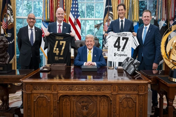 Trump, Juventus'u Beyaz Saray'da ağırlarken sporda trans bireyler konusuna değindi