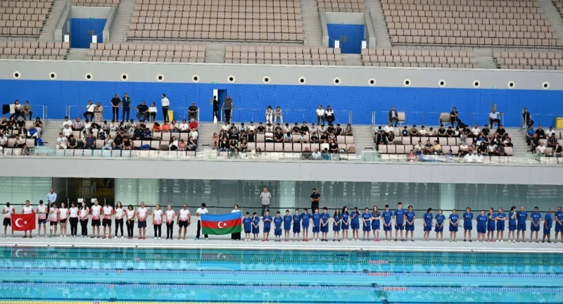 Ganja Cup 2026 üzgüçülük yarışı keçirildi