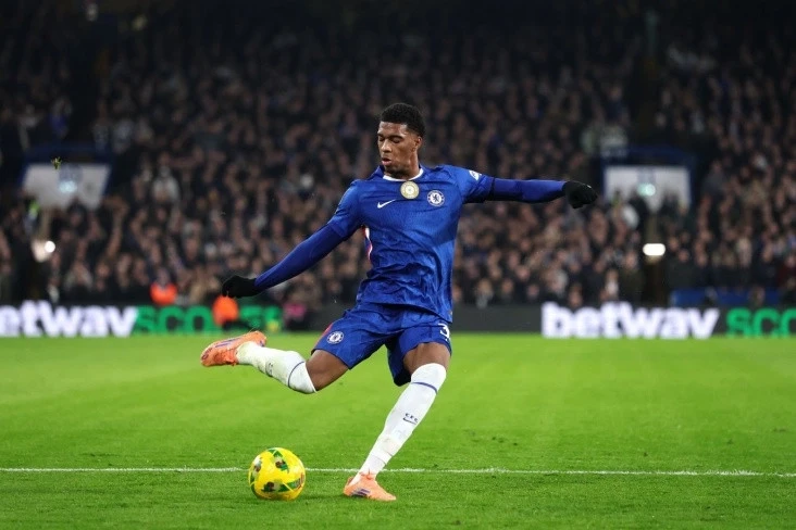 Real Madrid Interested in Chelsea Defender Josh Acheampong