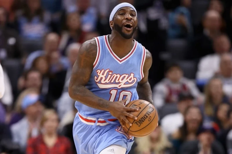 Keçmiş NBA oyunçusu Tay Louson araq oğurladığına görə həbs olunub