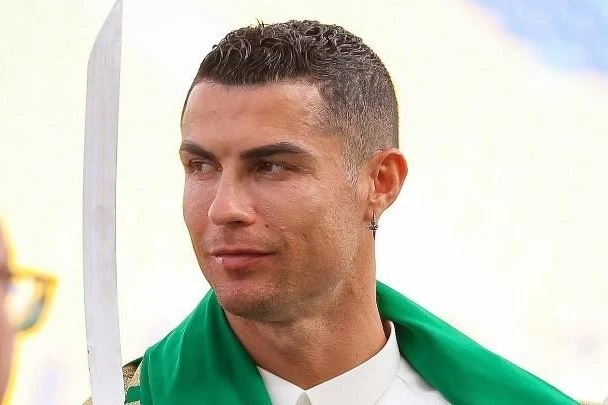 Ronaldo müsəlmanları təbrik etdi