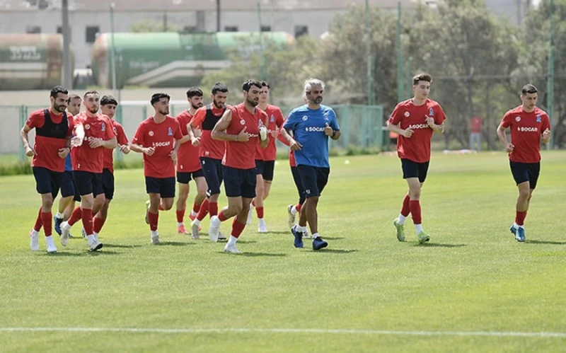 Azərbaycan milli komandası ilk məşqini keçirib