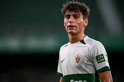 Real Elçedən Rodriqo Mendosanı transfer etmək istəyir