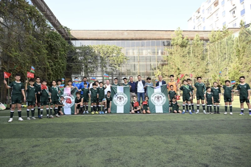 Konyaspor'un Bakü Futbol Okulu Türkiye'deki Turnuvada Mücadele Edecek