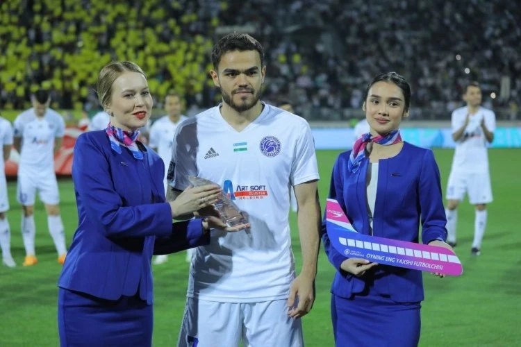 Özbəkistanlı Oston Urunov Yuventusun maraq dairəsində