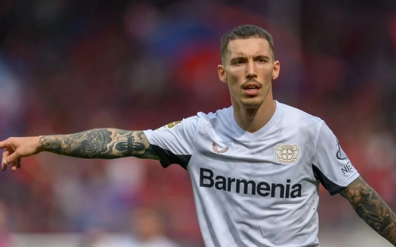 Real Bayer 04ün futbolçusu Aleks Qrimaldonu transfer etmək istəyir