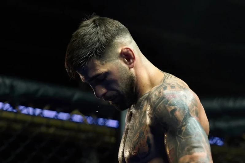 Topuriya ideal UFC döyüşçüsünün xüsusiyyətlərini açıqladı