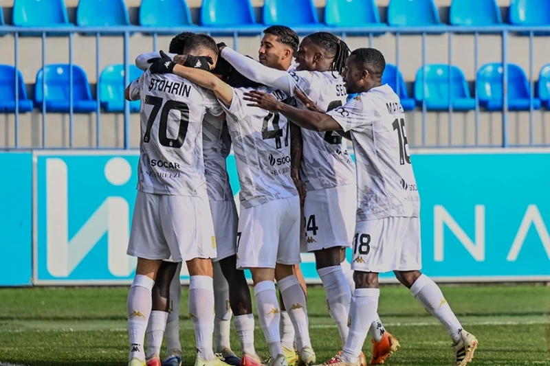 Neftchi's series of big away wins comes to an end