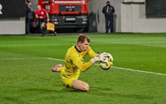 Andrey Sinenko Dnepre keçib