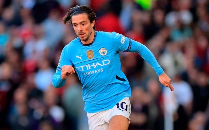 Fan arrested in England for punching Manchester City player