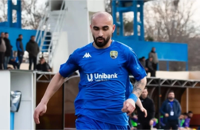 Возвращение Вейсала Рзаева в Кяпаз все еще не определено;