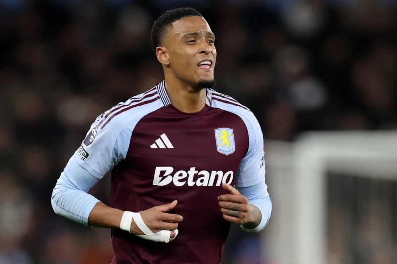 Arsenal ready to transfer two Aston Villa players