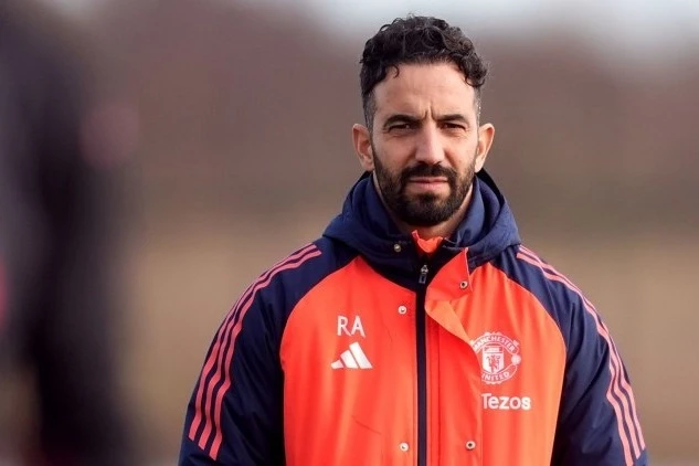 Ruben Amorim to discuss future at Manchester United