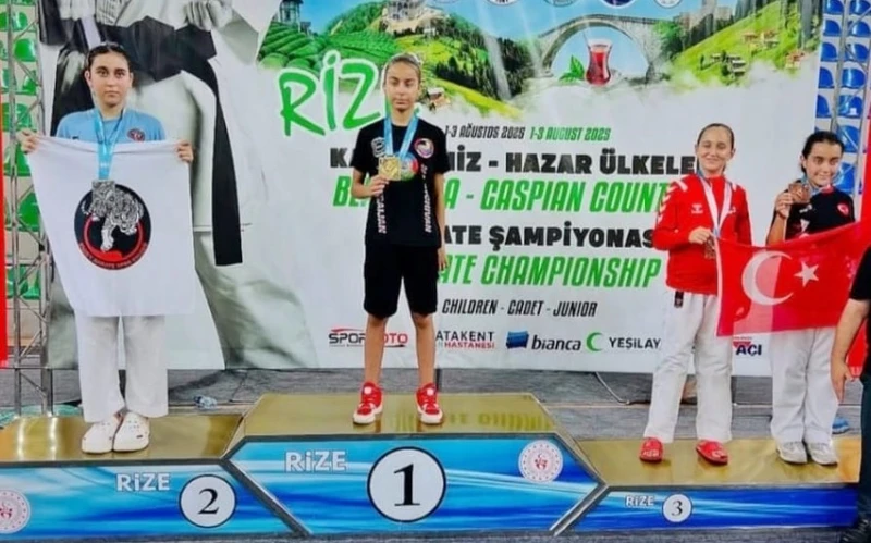 Naxçıvanlı karateçilər Karadeniz və Hazar Ülkeleri Karate Şampiyonasında medal qazanıblar