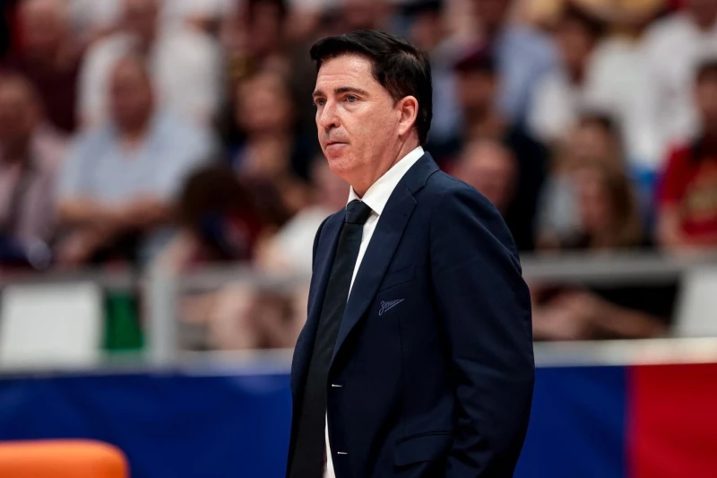 Zenit, Xavi Pascual ile Yollarını Ayırdı