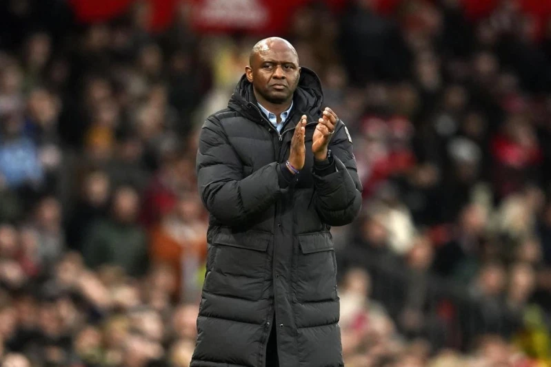 Genoa Patrick Vieira'yı Görevden Aldı