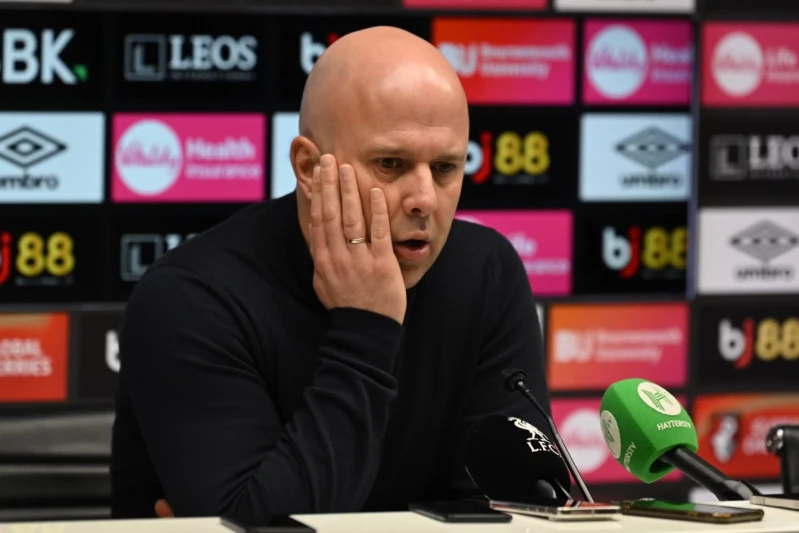 Liverpool Slot'un Geleceğini Tartışıyor: Şampiyonlar Ligi Temel Şart