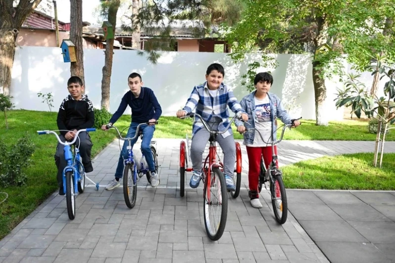 Autizmli Gənclərə Velosiped Hədiyyəsi: Gənclər və İdman Nazirliyi və Velosiped İdmanı Federasiyasından Dəstək