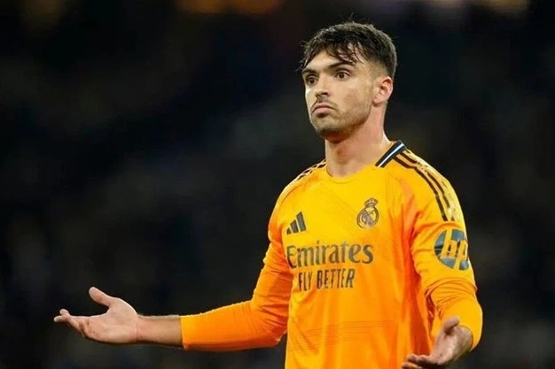 Real Madrid'in defans oyuncusu Raul Asensio, reşit olmayan biriyle olan cinsel içerikli videosu nedeniyle 4 yıl hapis cezasıyla karşı karşıya