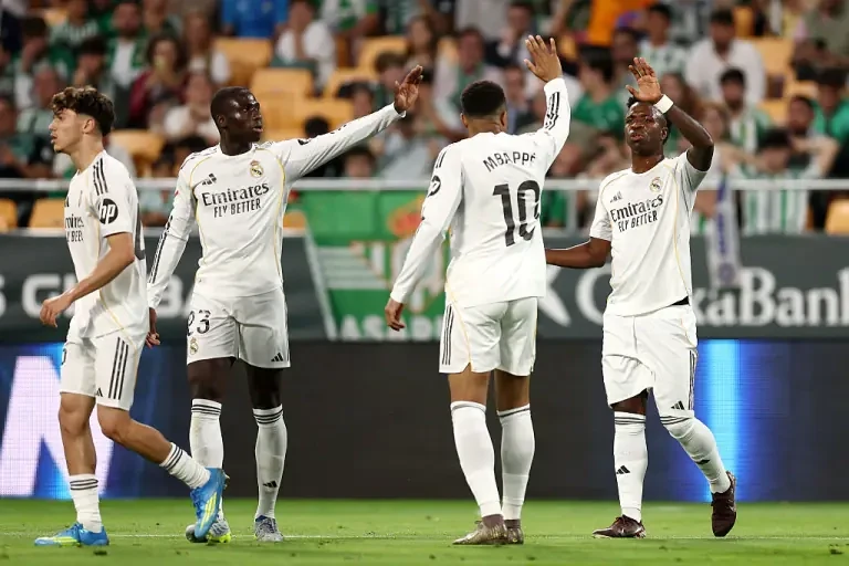 Dünyanın Ən Dəyərli Futbol Klubları Reytinqi Açıqlanıb