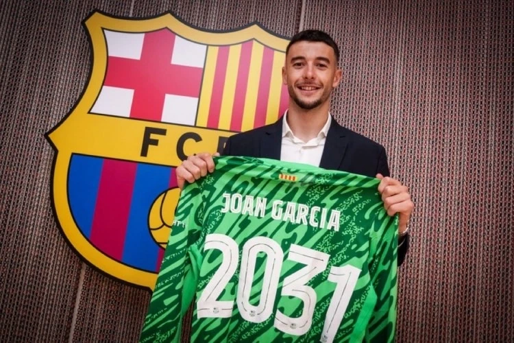 Barcelona Joan Garcia ile 2031'e Kadar Sözleşme İmzaladı