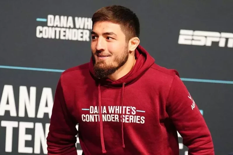 Abdul-Rəhman Yəhyayev Bakıdakı UFC turnirində Culius Uokerlə qarşılaşacaq