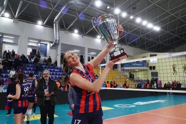 Polina Rəhimovanın komandası Panionios Yunanıstan Kubokunun qalibi oldu