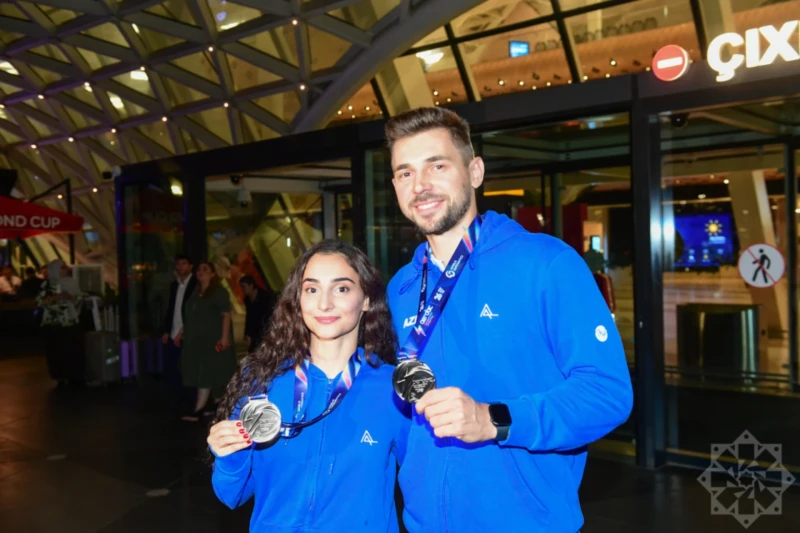 Mədinə Mustafayeva və Vladimir Dolmatov dünya gimnastika çempionatında gümüş medal qazandılar