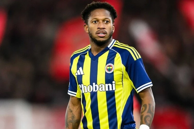 Fred üç ölkə klublarının maraq dairəsindədir