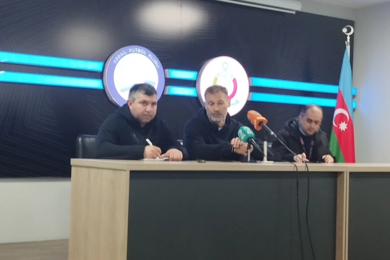 Vasili Berezutski: Bu oyunu aktivimizə yaza bilmərik
