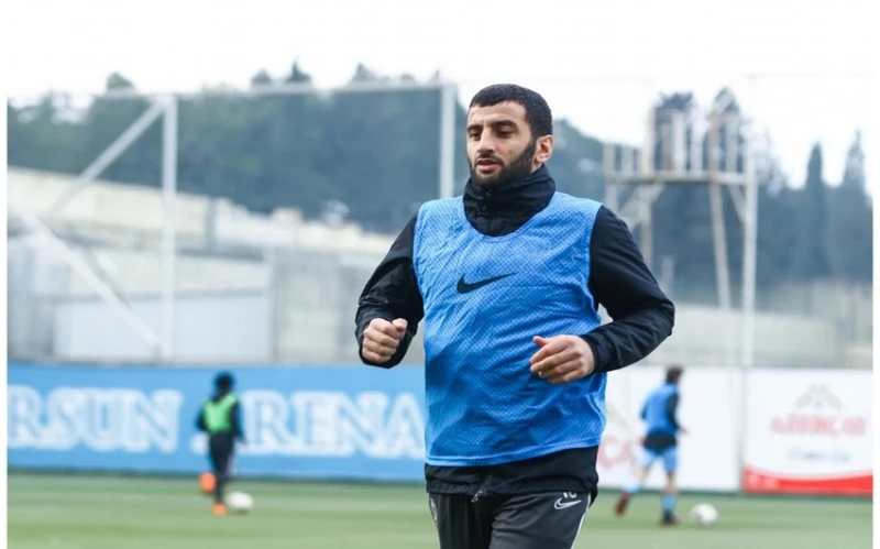 Rahid Amirguliyev, Şahdağ Qusara hem teknik direktör hem de kaptan olarak atandı