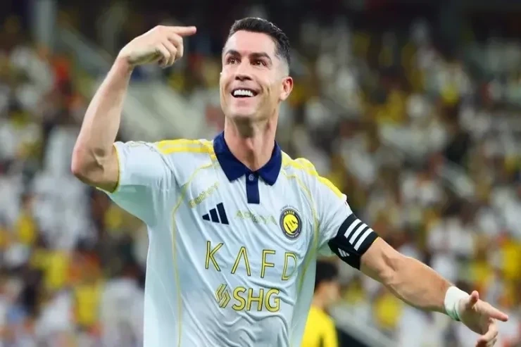 Ronaldo karyerasının 949-cu qolunu Əl-Fateh ilə oyunda vurub