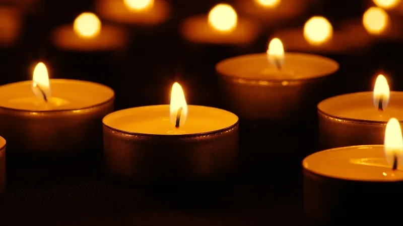 Norwich - Walsall maçında taraftar hayatını kaybetti