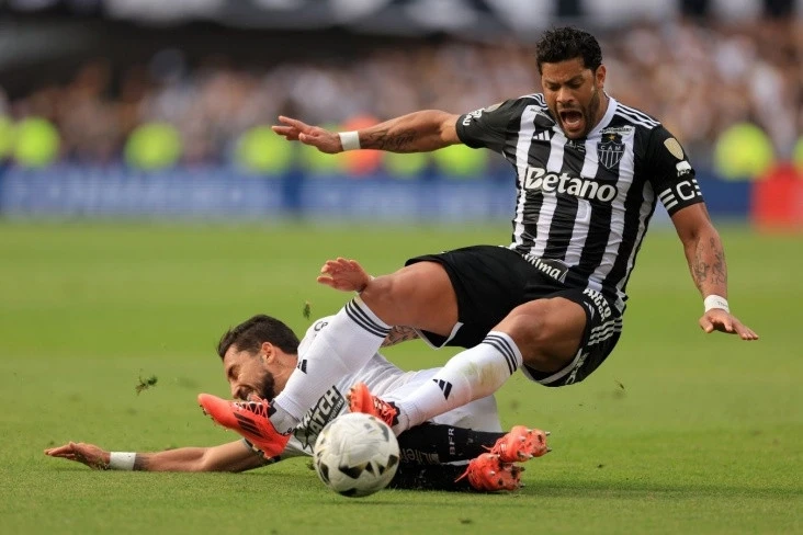 Hulk to finish his career at Atletico Mineiro, a documentary will be filmed about him and a monument will be erected