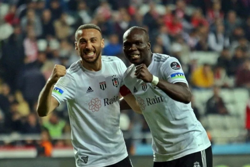 Cenk Tosun wants to play for Neftchi after Vincent Aboubakar Cenk Tosun wants to play for Neftchi after Vincent Aboubakar