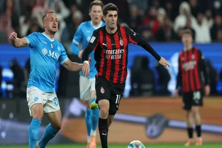 Napoli Milan üzərində minimal hesablı qələbə qazandı