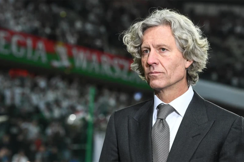 UEFA İnfantinoya rəqib namizəd axtarır