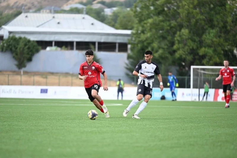 Uğur Cahangirov: Evdə oynasaydıq, daha çox xal toplaya bilərdik; 'Kəpəz'lə oyunda 3 xal qazanacağımıza inanırıq