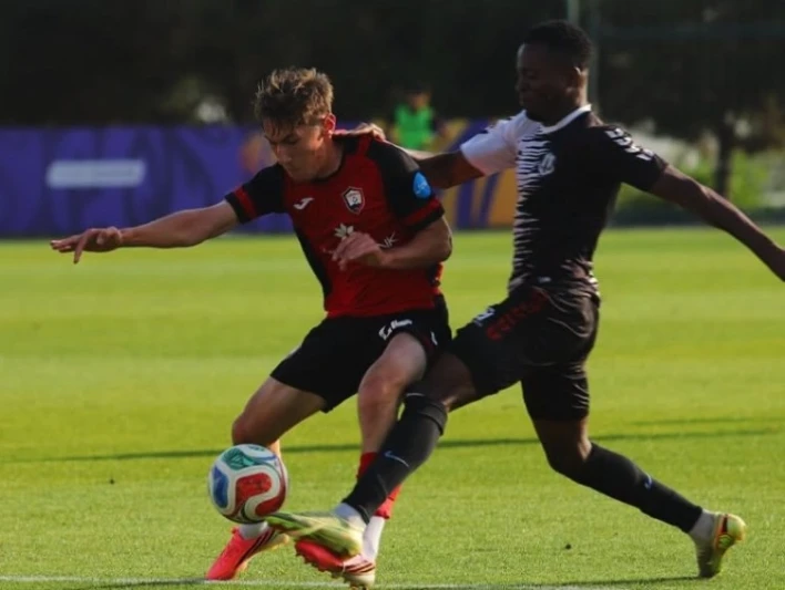 Qəbələ and Karvan-Yevlax finish goalless draw