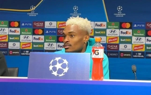 Coy-Lens Mikels: Çempionlar Liqasının ilk oyununda öz futbolumuzu dünya ilə paylaşmaq istəyirik